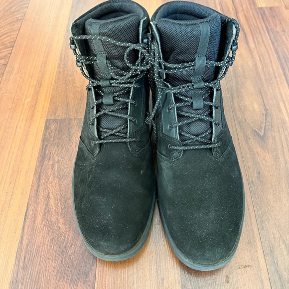 Mens timberland boots - Picture 3 of 7